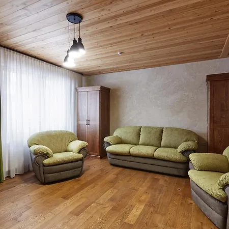 Ganz Lift 5 Hotel 2*