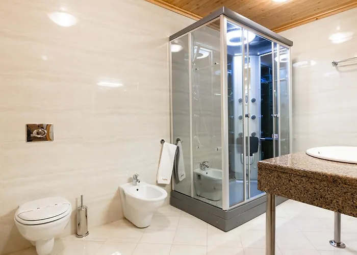 Ganz Lift 5 Otel