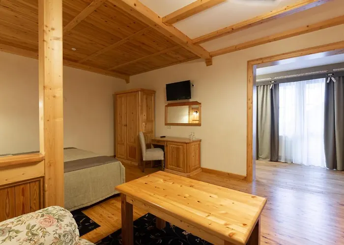 Otel Ganz Lift 5 2*