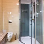 Ganz Lift 5