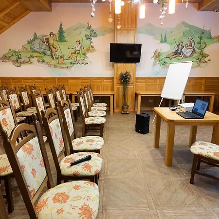 Ganz Lift 5 Отель