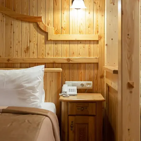 Отель Ganz Lift 5 2*