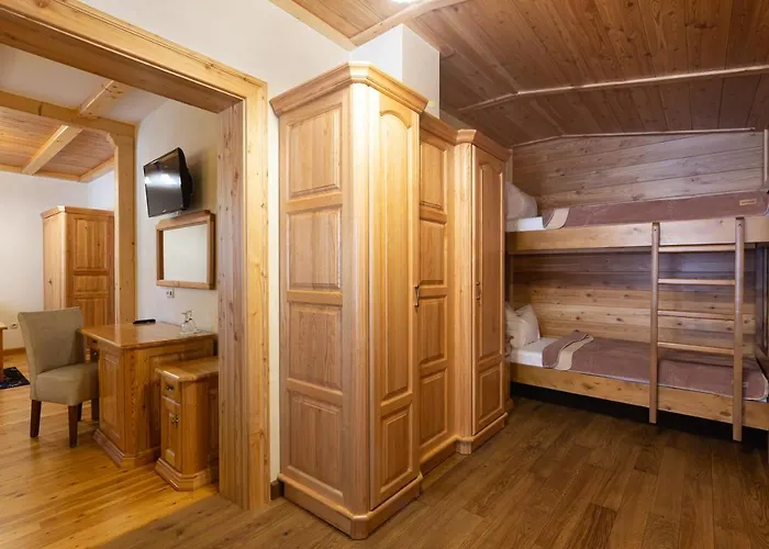 Ganz Lift 5 Hotel Bukovel